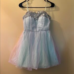 City Triangles Mint green Pastel Homecoming dress size 1